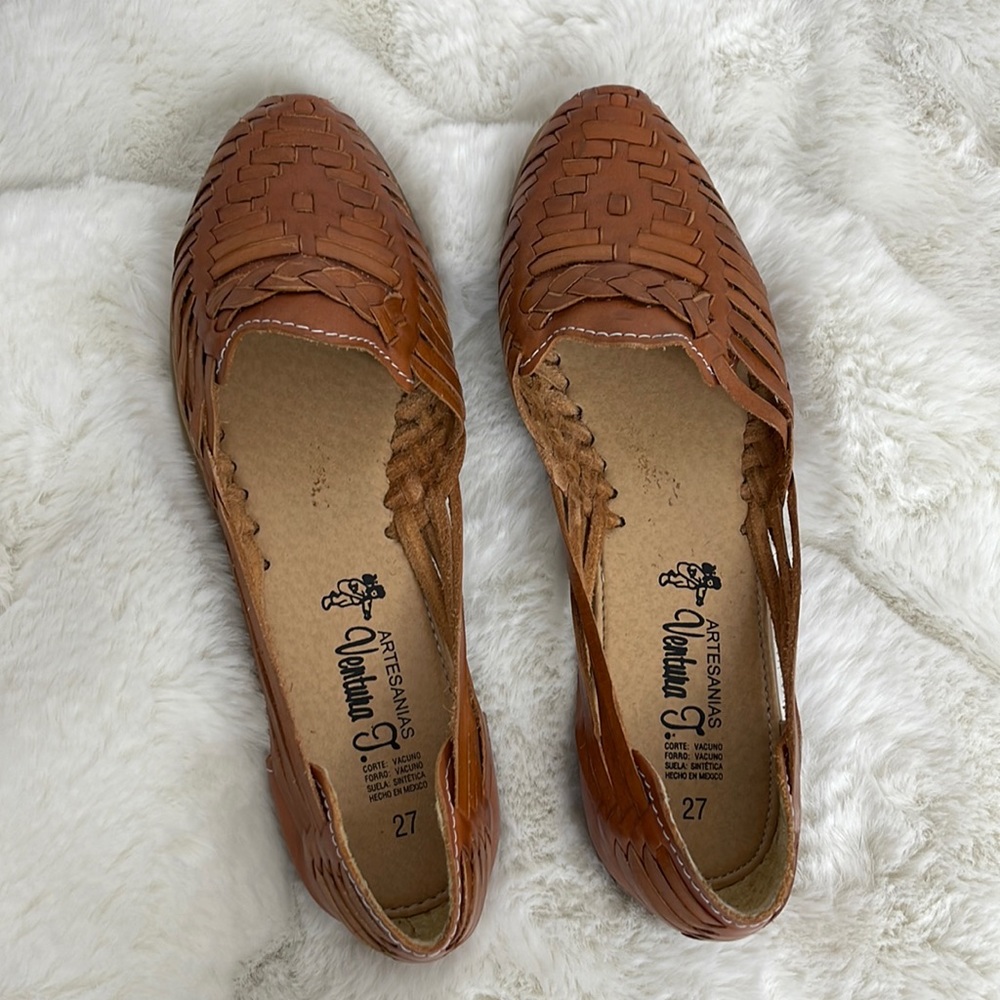 leather loafer sandal in size 10us 27MX